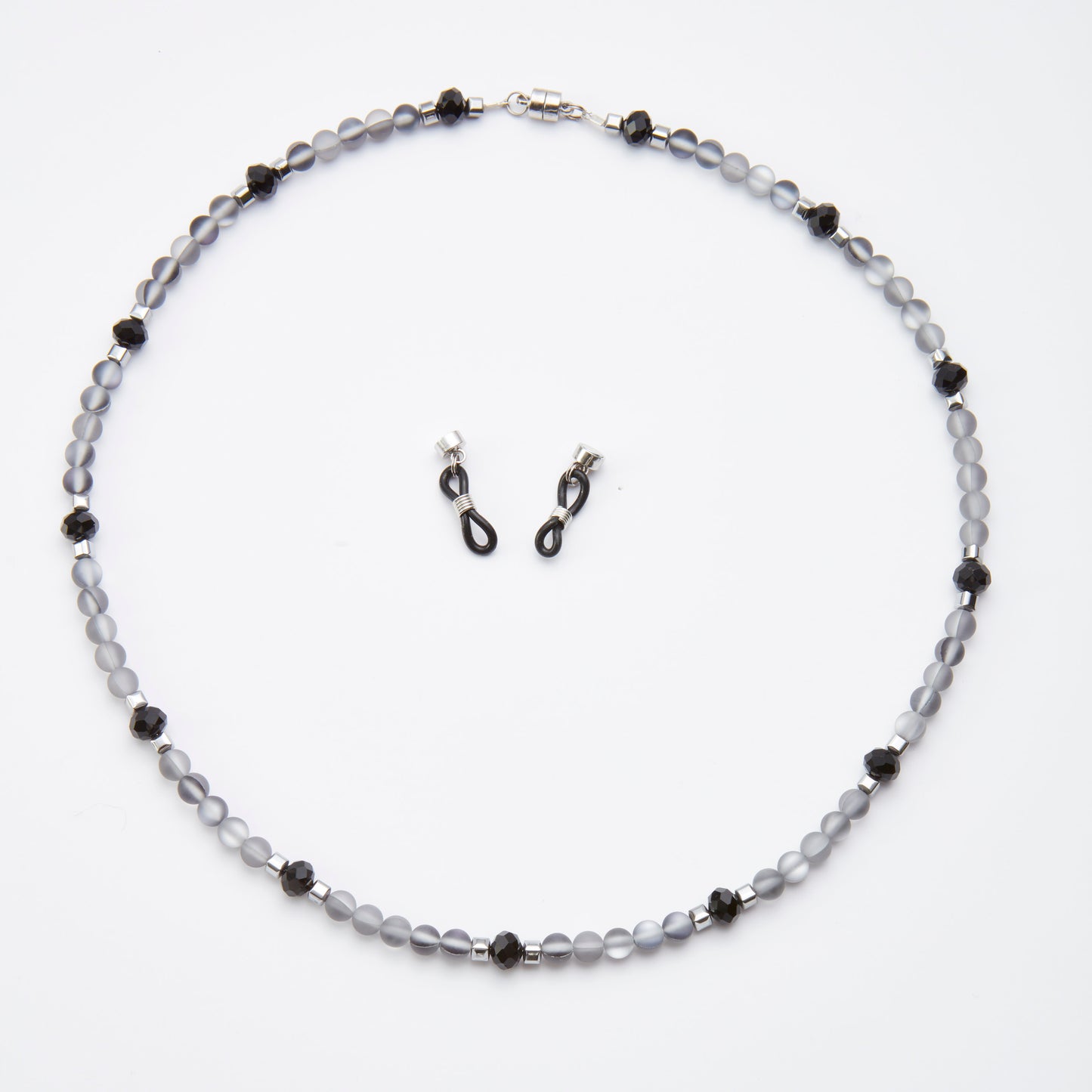 Iri Grey Quartz & Onyx