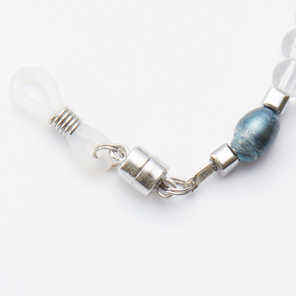 Iri Grey Quartz & Black Pearl